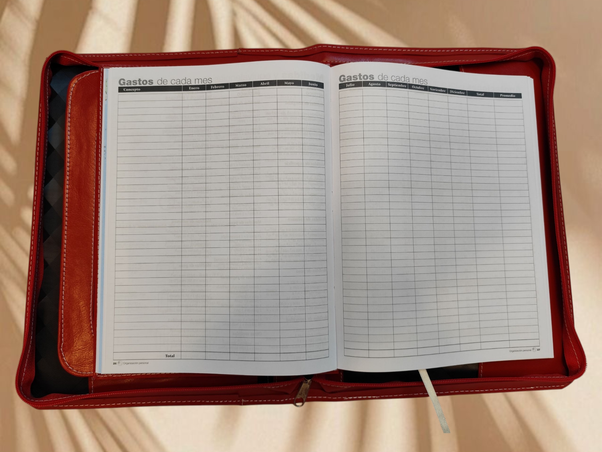 Agenda Remember 3 2026 semanal en dossier con cierre simil cuero rojo cod. 457/1411 R Agenda Remember 3 2026 semanal en dossier con cierre simil cuero rojo cod. 457/1411 R